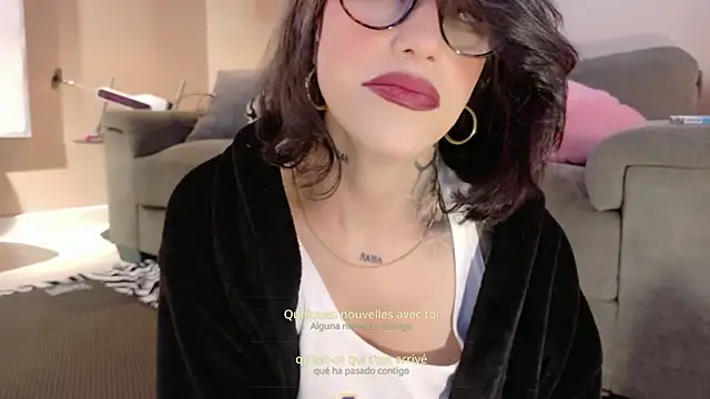 Hannah Borbon online show from 05-04-26, 01:20