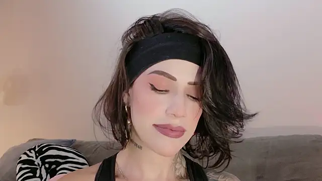 Hannah Borbon online show from 04-16-26, 02:45