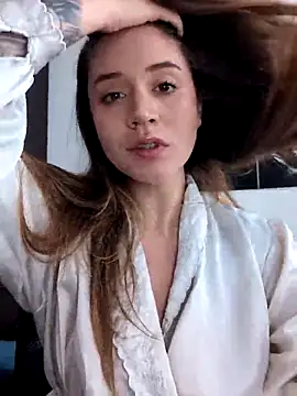 Snapshot of maliciaworld chatting on 02-08-26, 08:06 maliciaworld online show from 02-08-26, 08:06