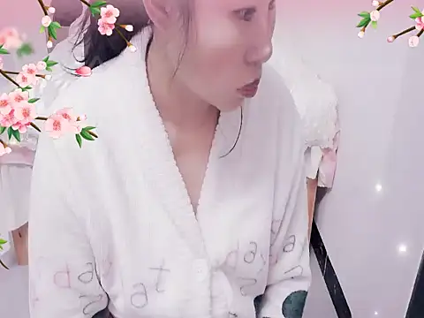 xiaoxuer online show from 03-18-25, 04:51
