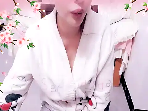 xiaoxuer online show from 02-19-25, 05:05