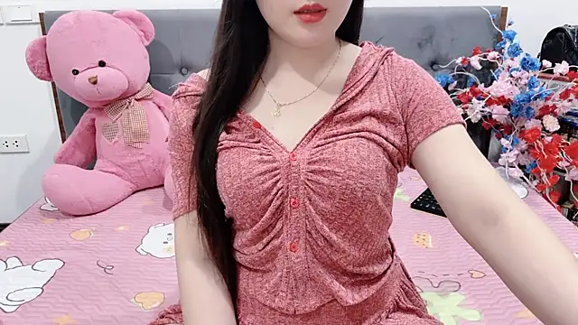 Snapshot of Funikio chatting on 04-16-26, 01:56 Funikio online show from 04-16-26, 01:56