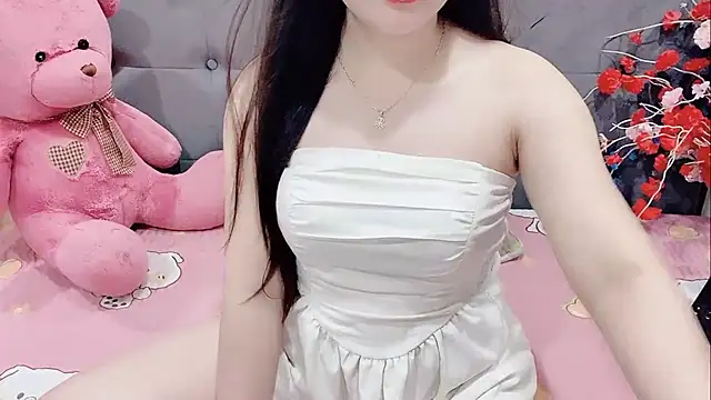 Funikio online show from 11-10-25, 02:38