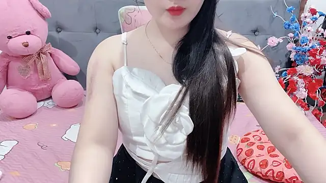 Snapshot of Funikio chatting on 05-04-26, 01:47 Funikio online show from 05-04-26, 01:47