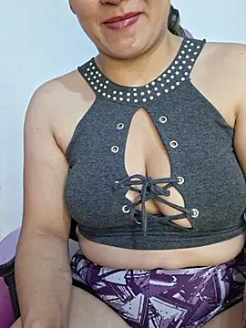 Snapshot of Zoe_Nasty chatting on 05-07-26, 11:57 Zoe Nasty online show from 05-07-26, 11:57