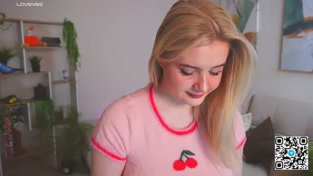 oliviabr0wn0 online show from 10-04-25, 02:35