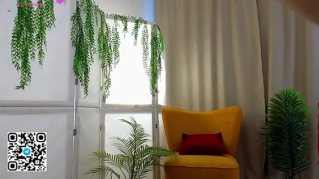 Snapshot of oliviabr0wn0 chatting on 02-18-26, 02:20 oliviabr0wn0 online show from 02-18-26, 02:20