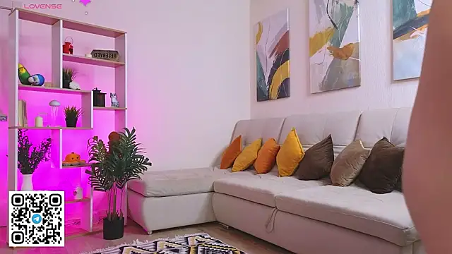 Snapshot of oliviabr0wn0 chatting on 02-03-26, 06:40 oliviabr0wn0 online show from 02-03-26, 06:40