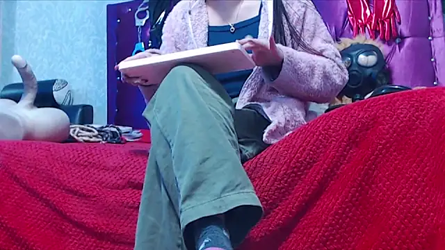 Snapshot of AyshaScott chatting on 02-19-26, 02:25 AyshaScott online show from 02-19-26, 02:25