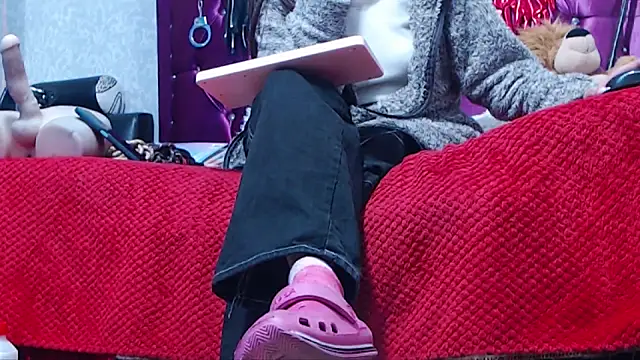 AyshaScott online show from 11-12-25, 12:31