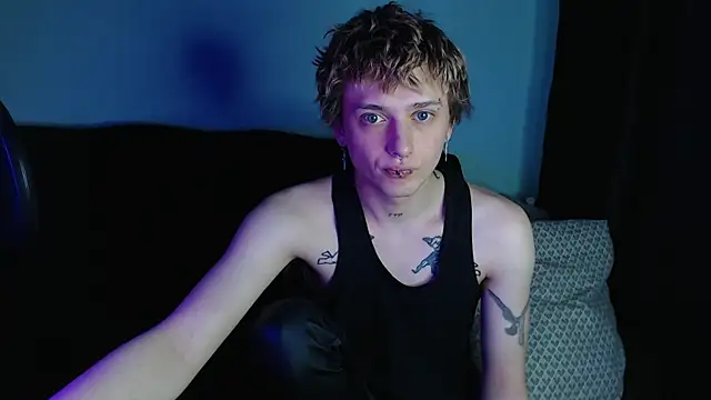 Snapshot of axxxturel chatting on 02-26-25, 04:30 axxxturel online show from 02-26-25, 04:30