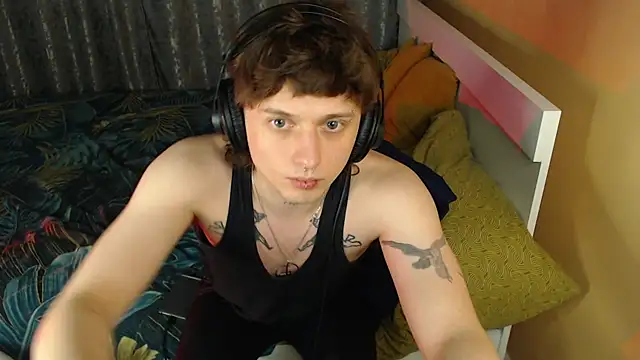 Snapshot of axxxturel chatting on 09-28-25, 05:09 axxxturel online show from 09-28-25, 05:09