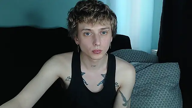 Snapshot of axxxturel chatting on 02-26-25, 10:49 axxxturel online show from 02-26-25, 10:49