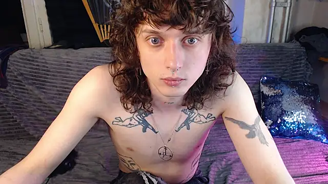 Snapshot of axxxturel chatting on 05-17-26, 07:47 axxxturel online show from 05-17-26, 07:47