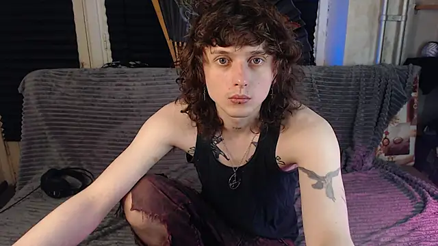 Snapshot of axxxturel chatting on 05-31-26, 03:51 axxxturel online show from 05-31-26, 03:51