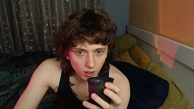 axxxturel online show from 12-15-25, 03:23