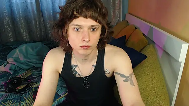 Snapshot of axxxturel chatting on 10-13-25, 04:47 axxxturel online show from 10-13-25, 04:47