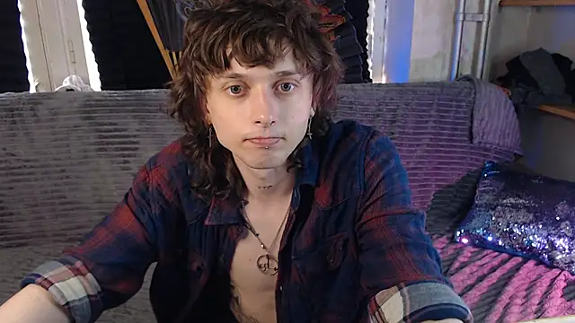 Snapshot of axxxturel chatting on 05-16-26, 12:26 axxxturel online show from 05-16-26, 12:26