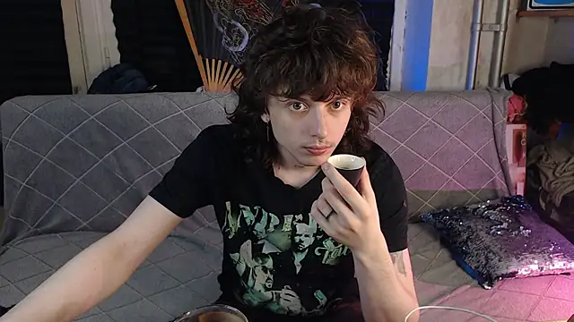 axxxturel online show from 06-18-26, 10:37