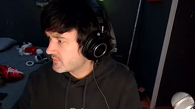 Stix Zadinia online show from 12-05-25, 01:21