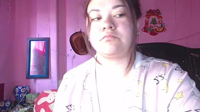 NikkiRous  online show from 12-17-25, 03:39