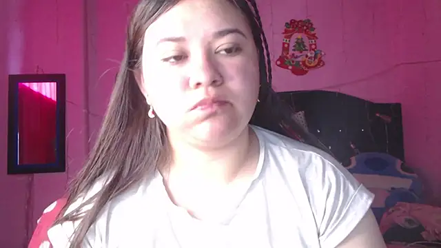 NikkiRous  online show from 10-19-25, 02:09