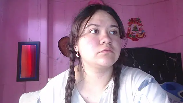 NikkiRous  online show from 09-27-25, 12:44