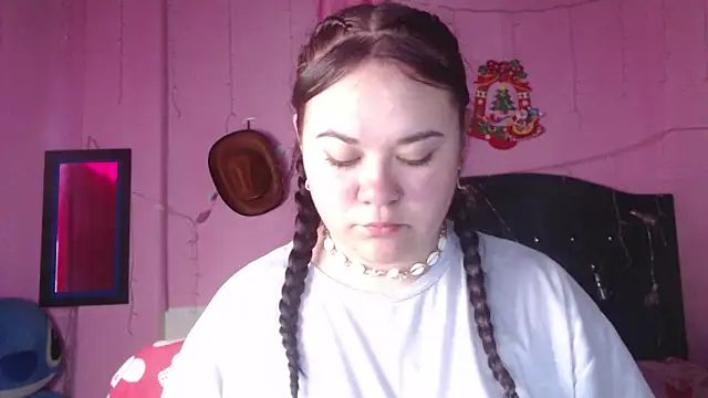 NikkiRous  online show from 11-06-25, 12:31