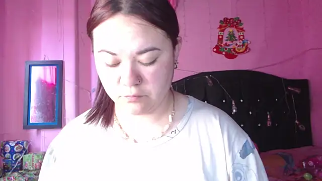 NikkiRous  online show from 12-16-25, 01:15