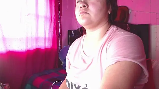NikkiRous  online show from 04-18-26, 01:02