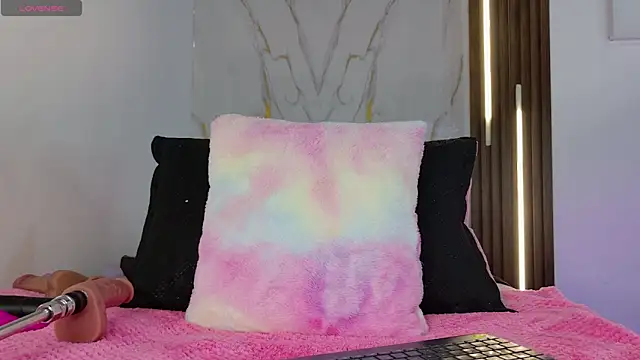 mia 099 online show from 10-25-25, 08:31