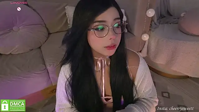 Snapshot of Cheerrysweett chatting on 09-25-25, 05:46 Cheerrysweett online show from 09-25-25, 05:46