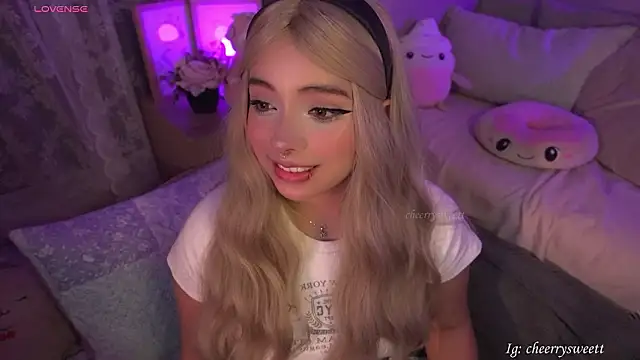 Cheerrysweett online show from 03-07-26, 01:01