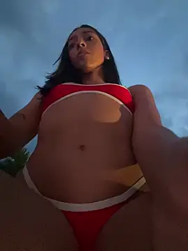 Snapshot of Ema_azel chatting on 03-01-25, 11:26 Ema azel online show from 03-01-25, 11:26