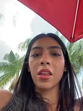 Snapshot of Ema_azel chatting on 02-14-25, 04:52 Ema azel online show from 02-14-25, 04:52