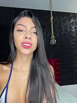 Snapshot of Ema_azel chatting on 10-16-25, 01:52 Ema azel online show from 10-16-25, 01:52