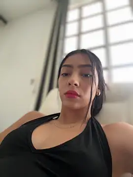 Snapshot of Ema_azel chatting on 05-08-26, 11:25 Ema azel online show from 05-08-26, 11:25