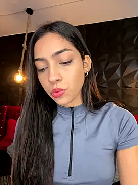 Snapshot of Ema_azel chatting on 09-17-25, 01:57 Ema azel online show from 09-17-25, 01:57