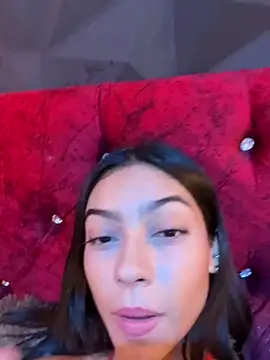 Snapshot of Ema_azel chatting on 02-25-25, 04:35 Ema azel online show from 02-25-25, 04:35