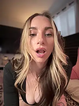 BrattyBae xo online show from 01-15-26, 07:50