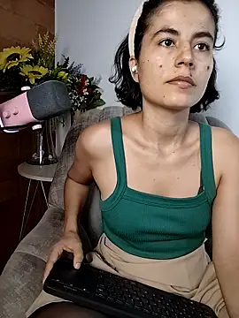 Snapshot of kanela3434 chatting on 02-15-26, 04:50 kanela3434 online show from 02-15-26, 04:50