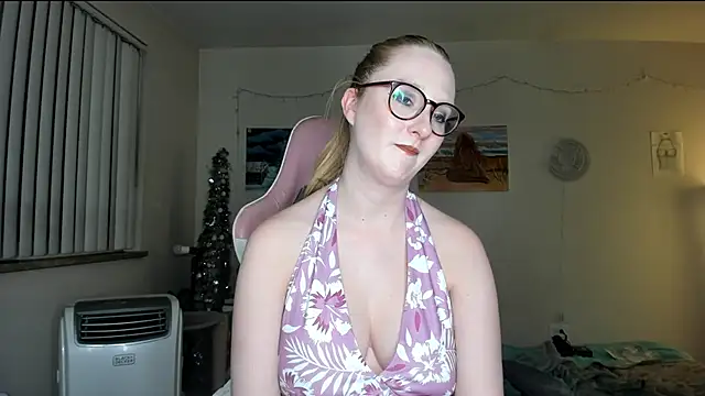 Snapshot of AudreyMadisonX chatting on 02-18-25, 08:16 AudreyMadisonX online show from 02-18-25, 08:16