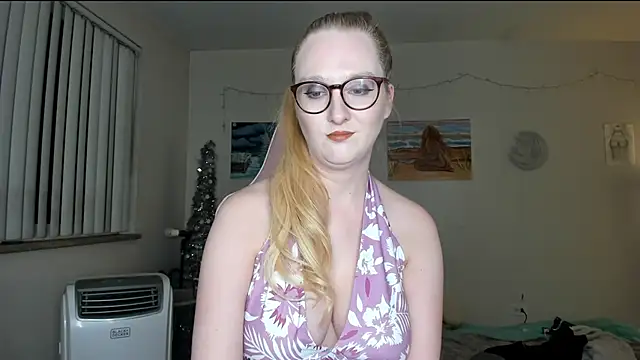 Snapshot of AudreyMadisonX chatting on 02-15-25, 03:52 AudreyMadisonX online show from 02-15-25, 03:52