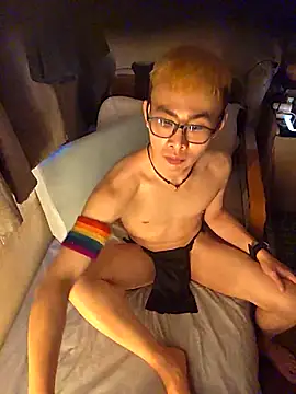 Moby Yik online show from 04-20-26, 11:39
