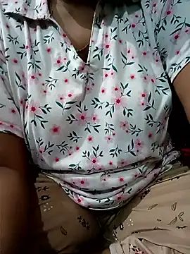 Snapshot of Im_Cute chatting on 10-14-25, 07:58 Im Cute online show from 10-14-25, 07:58