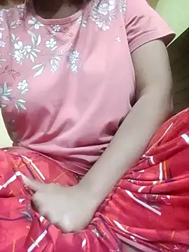 Snapshot of Im_Cute chatting on 02-15-25, 07:28 Im Cute online show from 02-15-25, 07:28