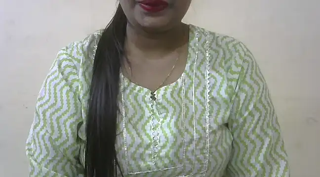 Snapshot of Im_Cute chatting on 03-19-25, 05:41 Im Cute online show from 03-19-25, 05:41
