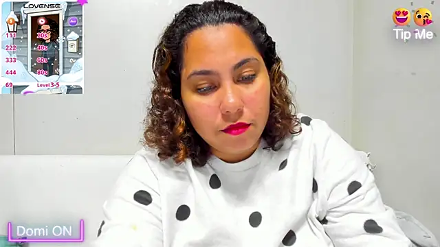 isobeladams20 online show from 01-06-25, 11:52