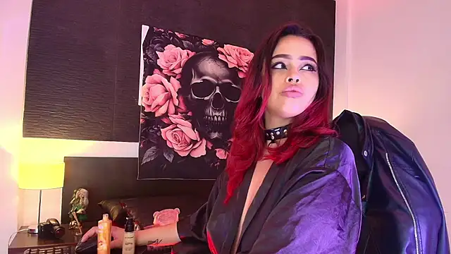 EvaaFoxxy1 online show from 02-21-26, 11:45