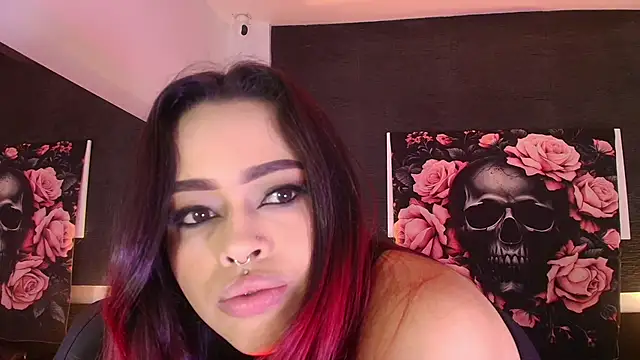 EvaaFoxxy1 online show from 04-24-26, 12:07